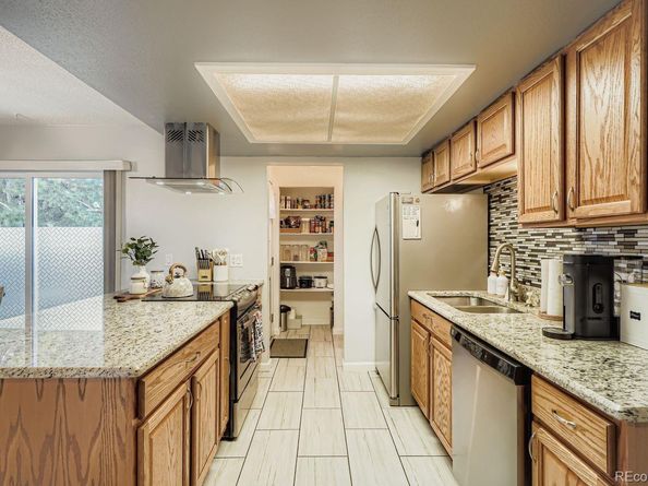 1997 S Peoria Street, Aurora CO 80014