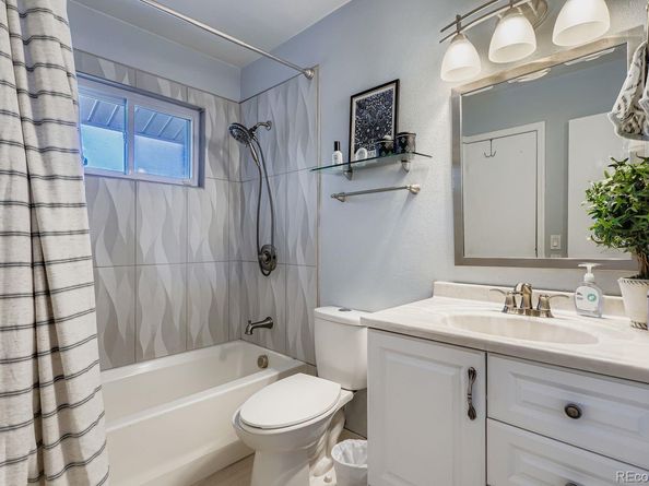 1997 S Peoria Street, Aurora CO 80014