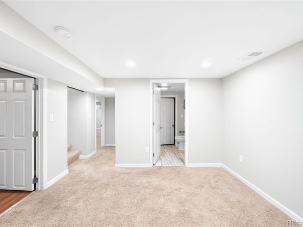 3123 Uvalda Street, Aurora CO 80011