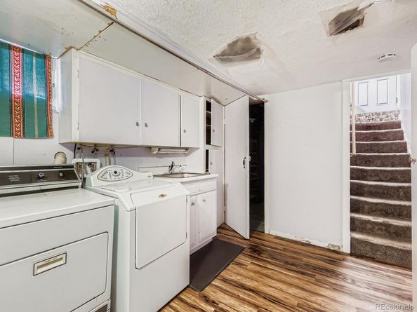 1559 Elm Street, Denver CO 80220