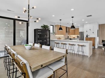 17 S Washington Street