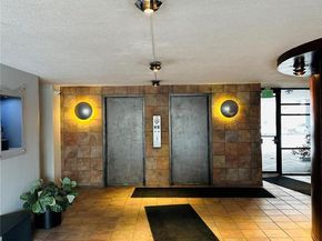 909 N Logan Street 6D, Denver CO 80203