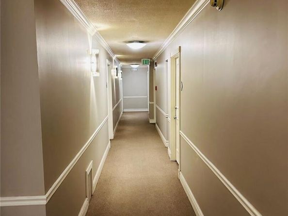 909 N Logan Street 6D, Denver CO 80203