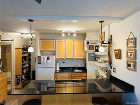 909 N Logan Street 6D, Denver CO 80203