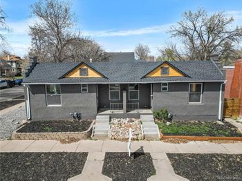 2207 E 25th
