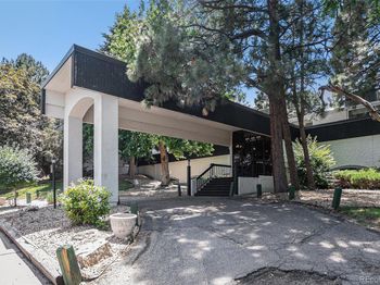 2375 S Linden Court