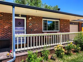 4 Seattle Lane, Longmont CO 80501