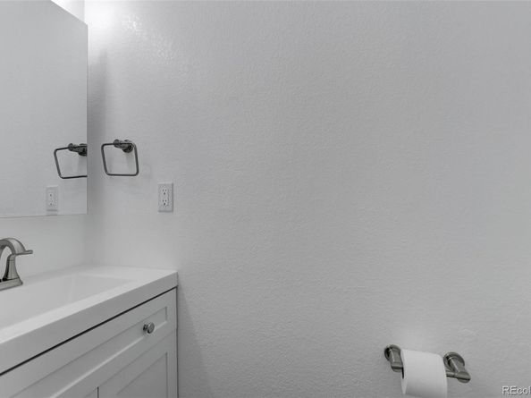 11973 E Kepner Drive, Aurora CO 80012