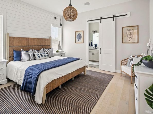 888 S Valentia Street 16103, Denver CO 80247