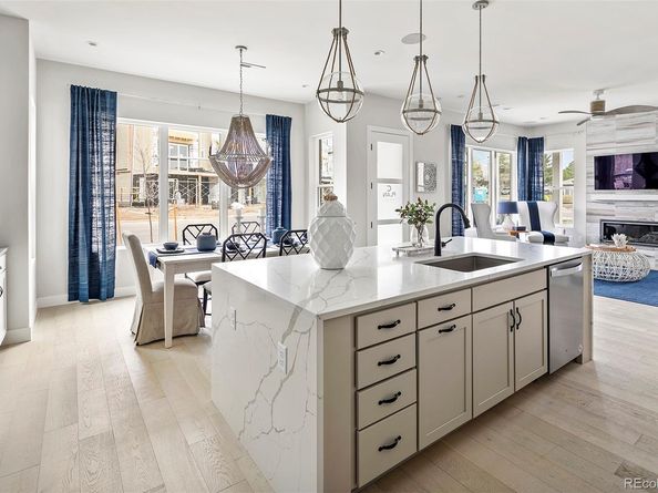 888 S Valentia Street 16103, Denver CO 80247