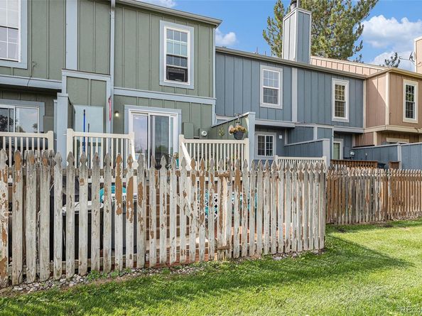 11987 E Kepner Drive, Aurora CO 80012