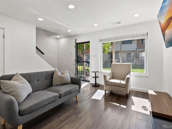 9240 E Lehigh Avenue, Denver CO 80237