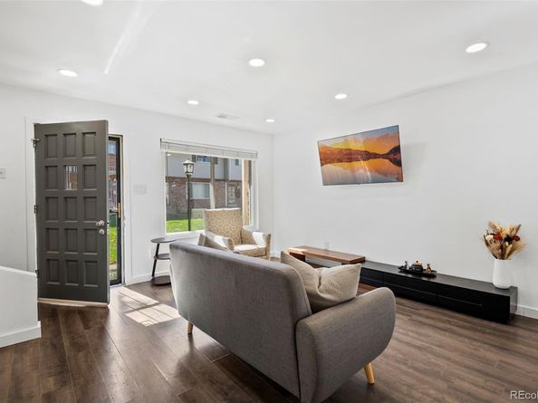 9240 E Lehigh Avenue, Denver CO 80237