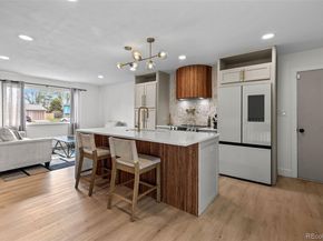 690 S Newark Court, Aurora CO 80012