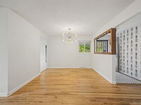 520 Iola Street, Aurora CO 80010