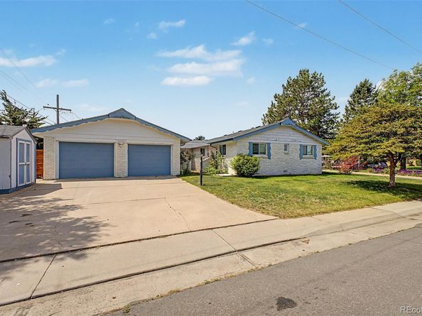 520 Iola Street, Aurora CO 80010