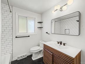 520 Iola Street, Aurora CO 80010