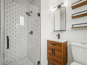 520 Iola Street, Aurora CO 80010