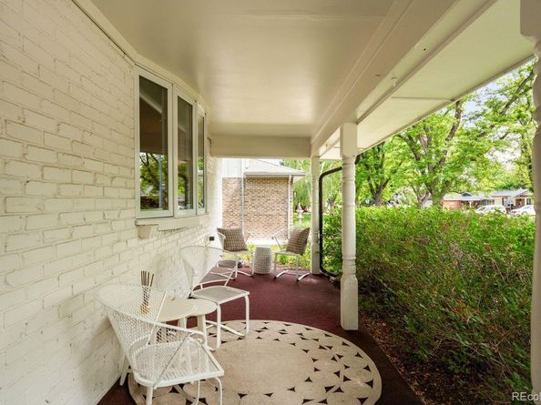 215 Oakland Street, Aurora CO 80010