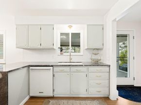 215 Oakland Street, Aurora CO 80010