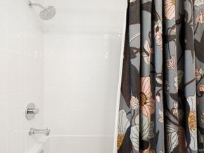 215 Oakland Street, Aurora CO 80010