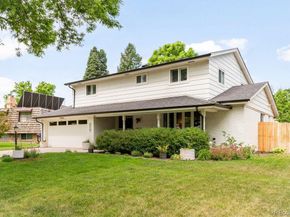 215 Oakland Street, Aurora CO 80010