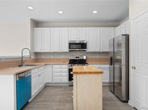 Undisclosed Address #8325776, Aurora CO 80015