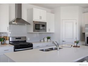 438 Overbrook Lane, Longmont CO 80504