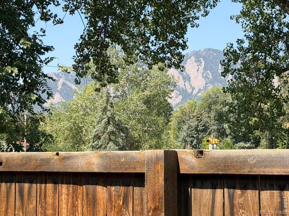 3695 Martin Drive, Boulder CO 80305