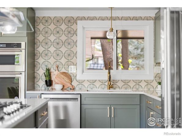 7120 S Sheridan Court, Littleton CO 80128