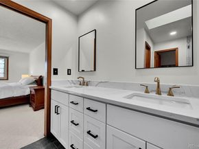 Undisclosed Address #3464687, Centennial CO 80015