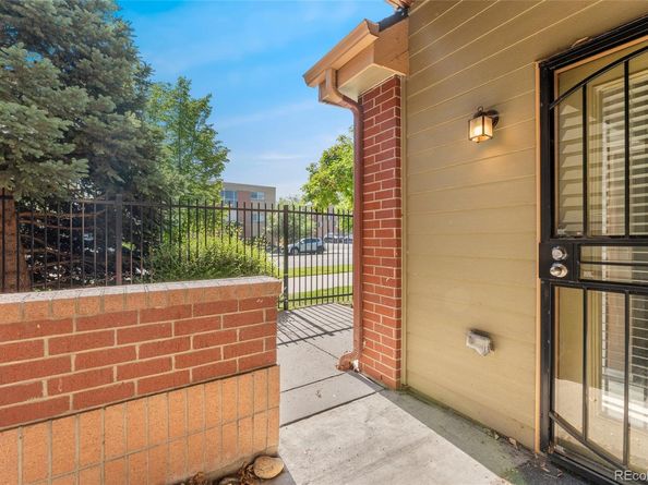 9637 E 5th Avenue 101, Denver CO 80230