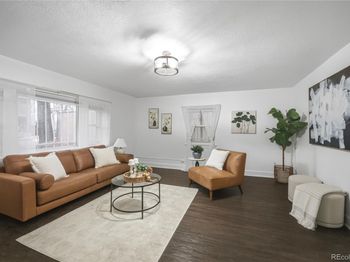 1422 N Downing Street