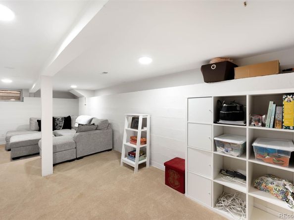 Undisclosed Address #3934595, Englewood CO 80110