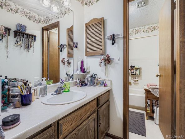 13950 E Oxford Place A210, Aurora CO 80014