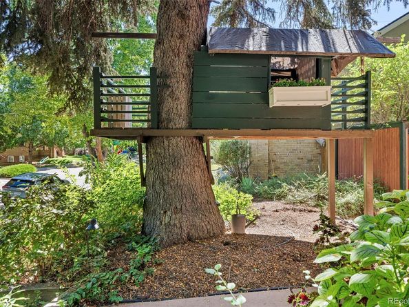 917 Cook Street, Denver CO 80206