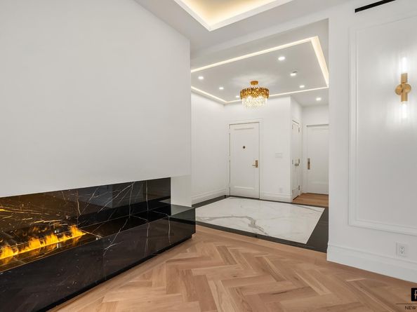 171 West 57th Street 6B, New York NY 10019