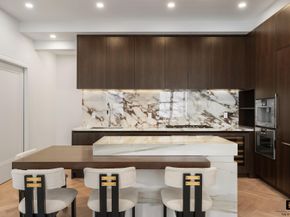 171 West 57th Street 6B, New York NY 10019