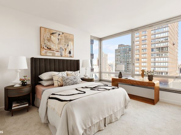 150 Columbus Avenue 18F, New York NY 10023