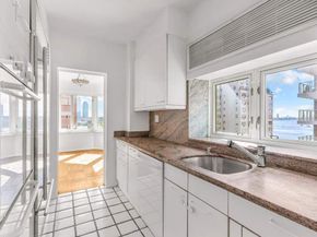 36 Sutton Place S 12C, New York NY 10022