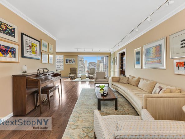 400 East 56th Street 34P, New York NY 10022
