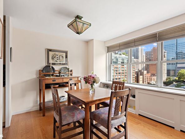 251 East 32nd Street 7F, New York NY 10016