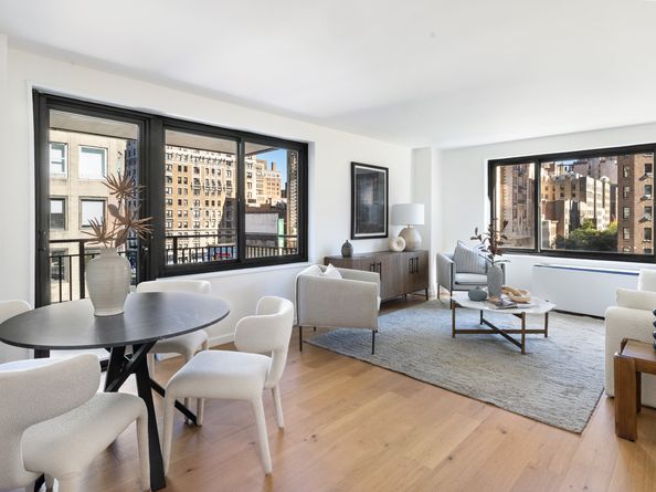 201 West 70th Street 6D, New York NY 10023