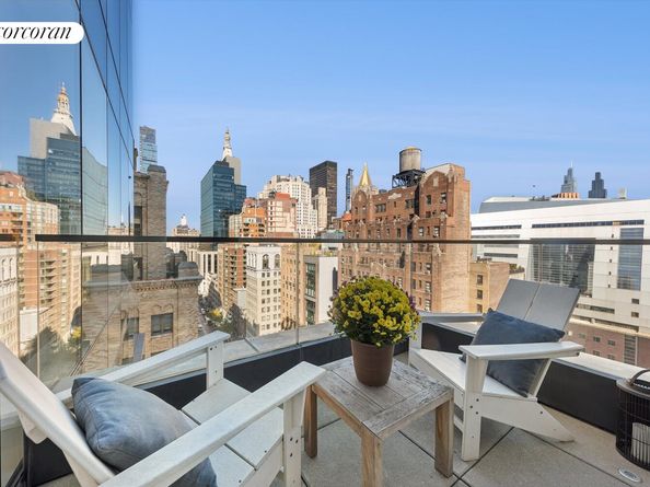 150 East 23rd Street 17A, New York NY 10010