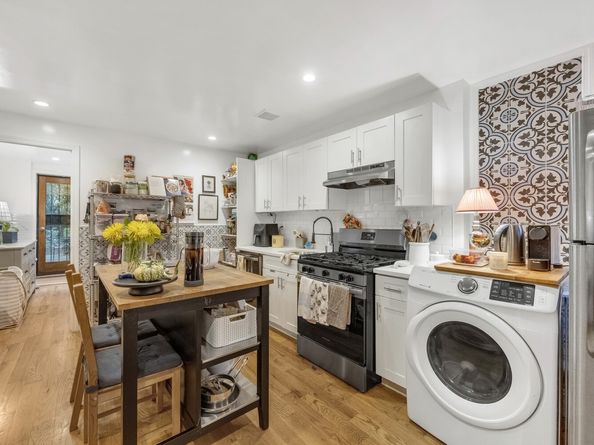 697 Jefferson Avenue, Brooklyn NY 11221