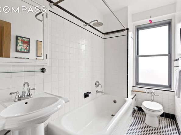 1 Plaza Street W 12D, Brooklyn NY 11217