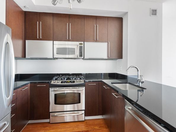 100 Jay Street 19B, Brooklyn NY 11201