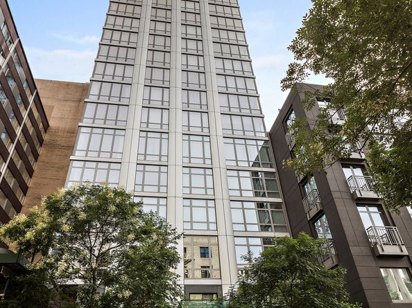 310 West 52nd Street 5J, New York NY 10019