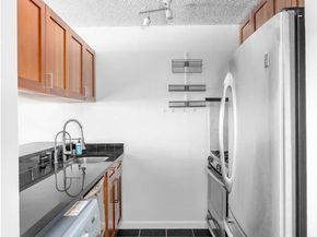 376 Broadway 18E, New York NY 10013