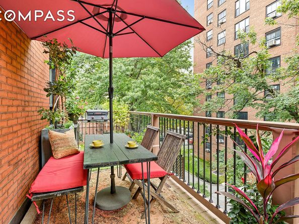 321 Clinton Avenue 7, Brooklyn NY 11205